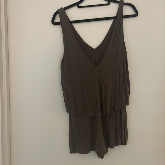 Romper - Picture 3 of 3